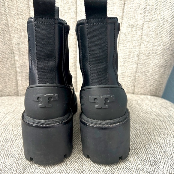 Tory Burch Lug Sole Chelsea Ankle Boot size 7.5 - Picture 4 of 6